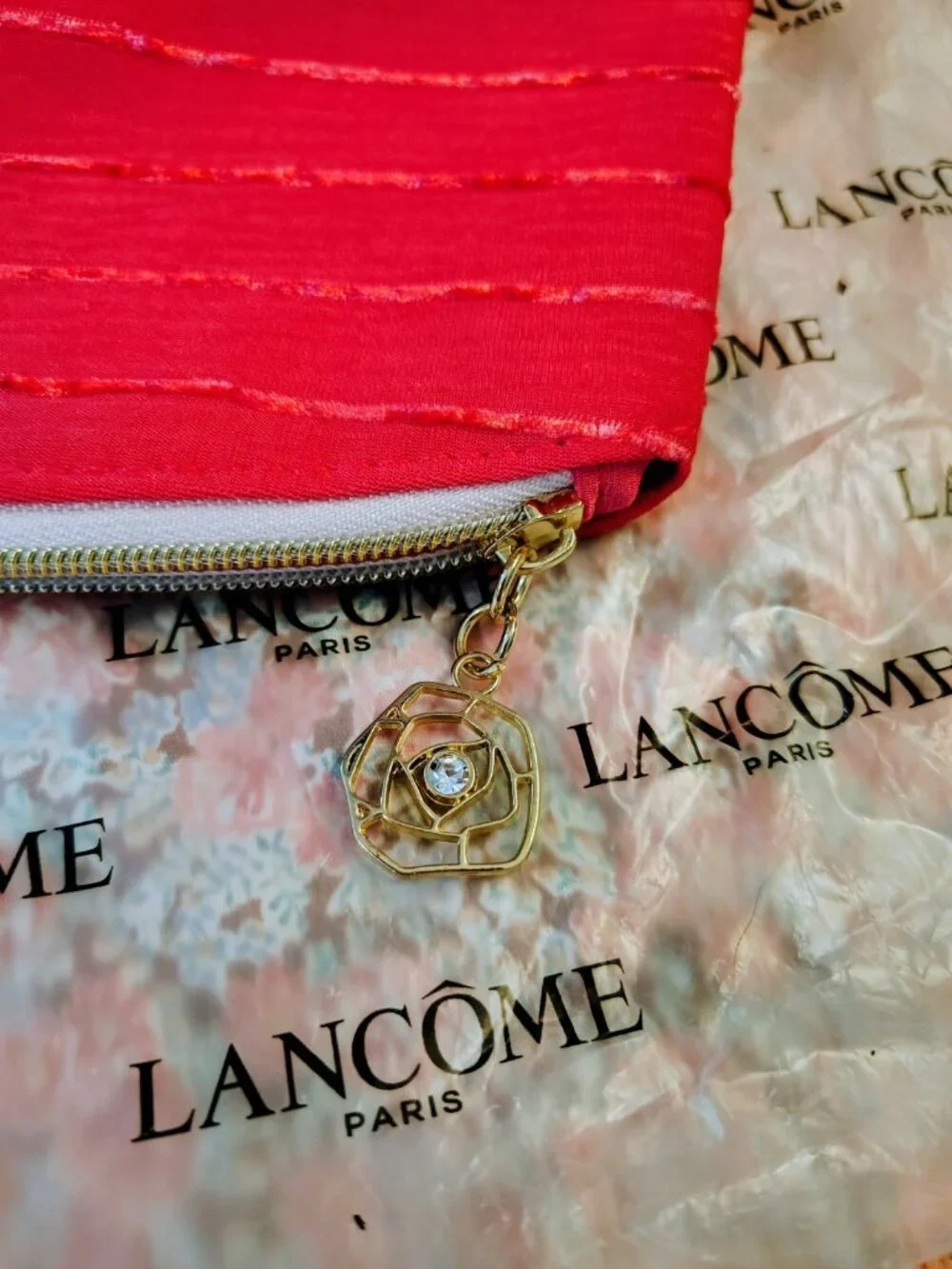 NEW Lancome Large Hot Pink Textured Fabric Cosmetic Makeup Bag